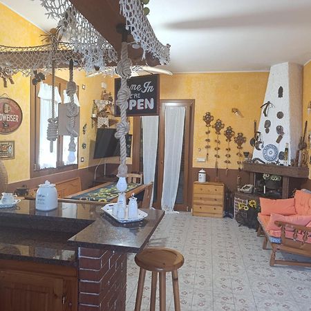Villa Aurora Онина Екстериор снимка