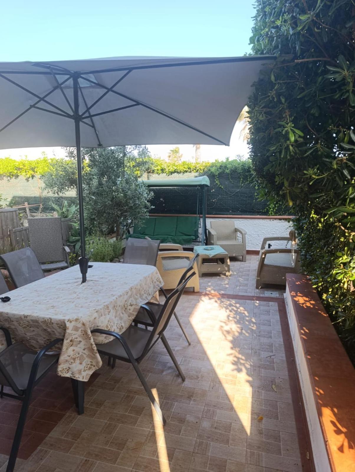 Villa Aurora Онина Екстериор снимка