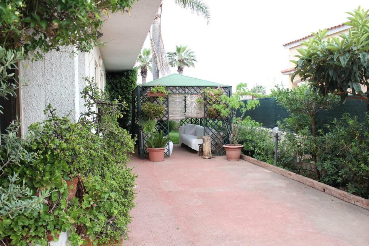 Villa Aurora Онина Екстериор снимка